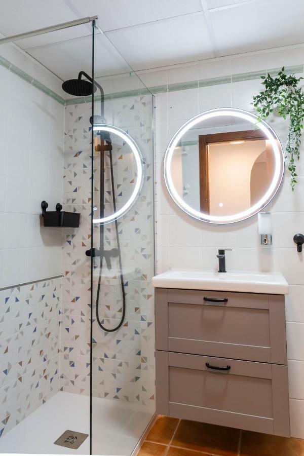 Atico Con Terraza-Solarium Y Piscina 4-6 Personas Wifi A/C Apartment Roda Exterior photo